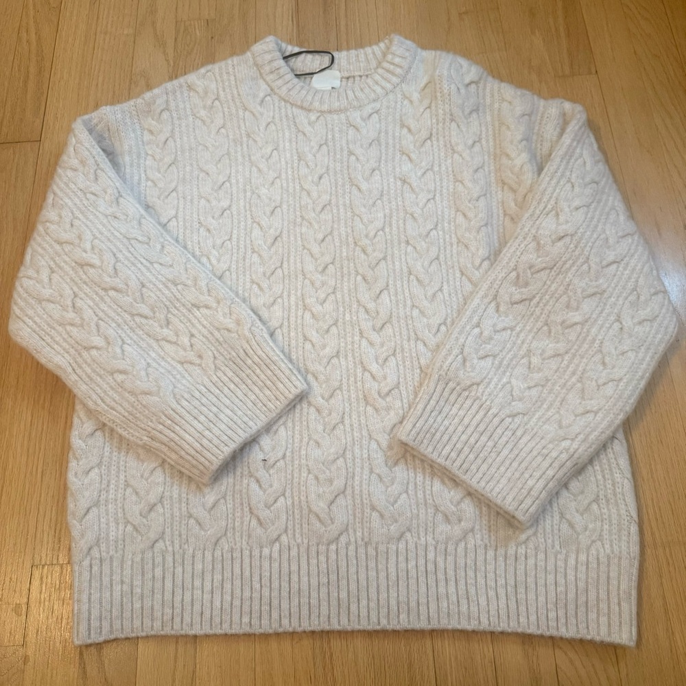 H&M sweater